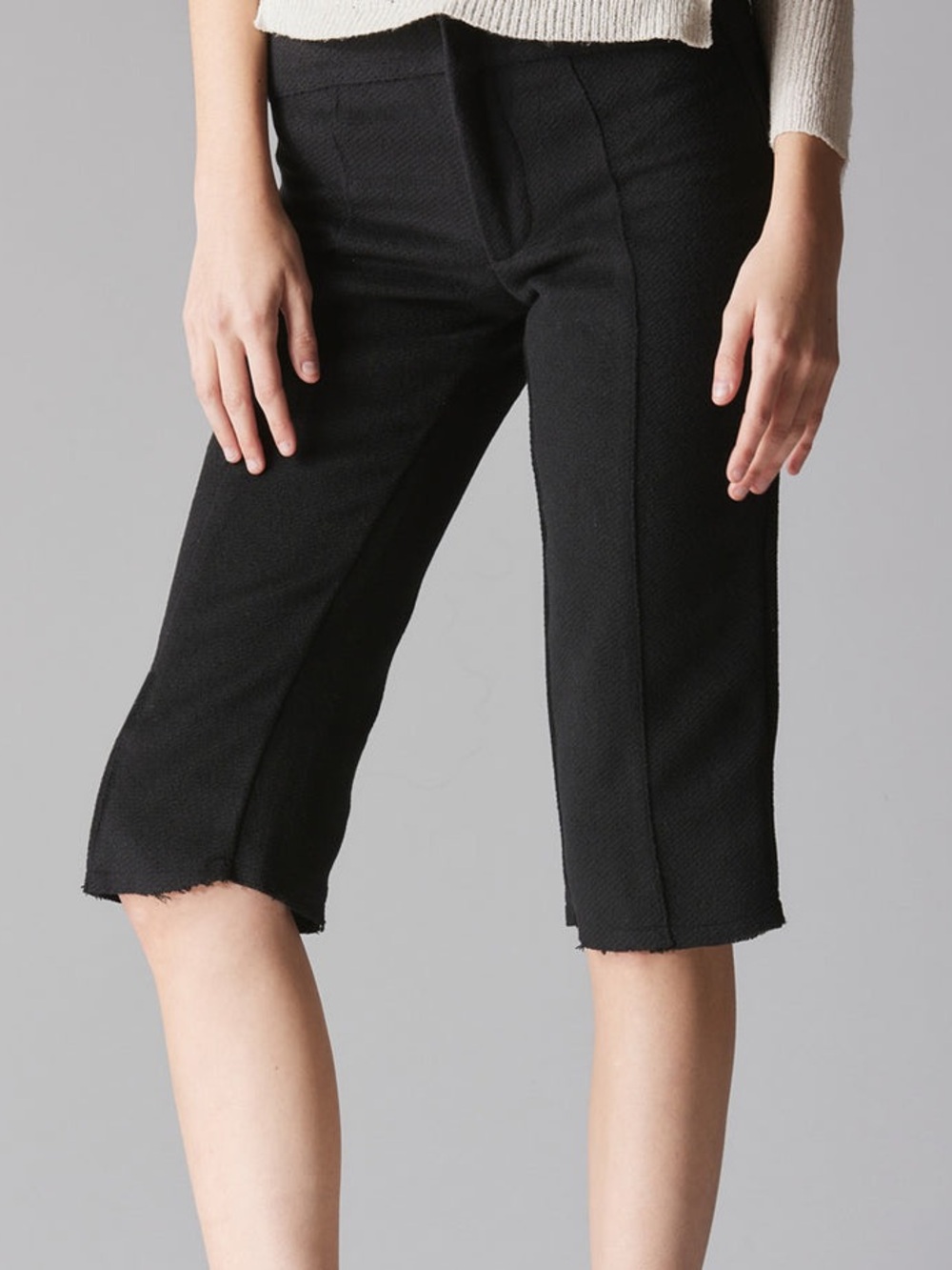 UNIF NORG CAPRI PANT